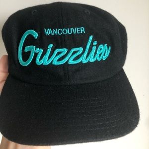 Mitchell & Ness Vancouver Grizzlies Hat